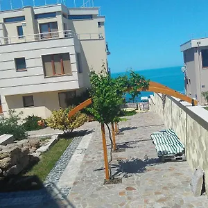 Hotel apartamentowy Akshaena